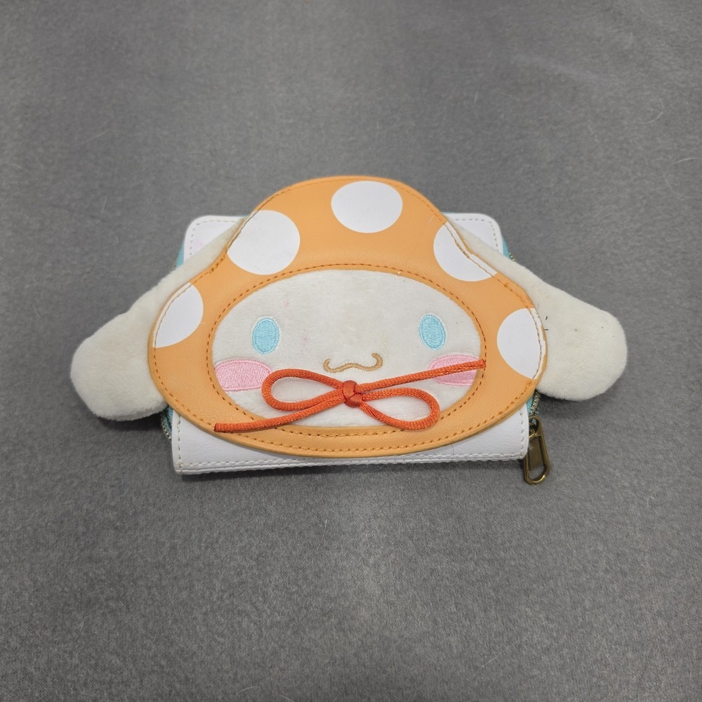 Sanrio Loungefly Cinnamoroll Mushroom Fuzzy Zipper Wallet Used G - Picture 4 of 8